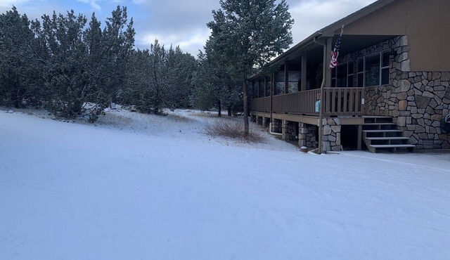 Comfy Cabin Retreat