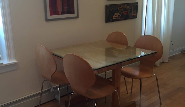 Comfy & Convenient Suburban Oasis