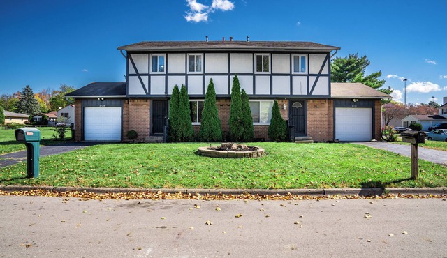 Comfy Cozy 3-Bedroom Home 10-15 mins from Downtown!