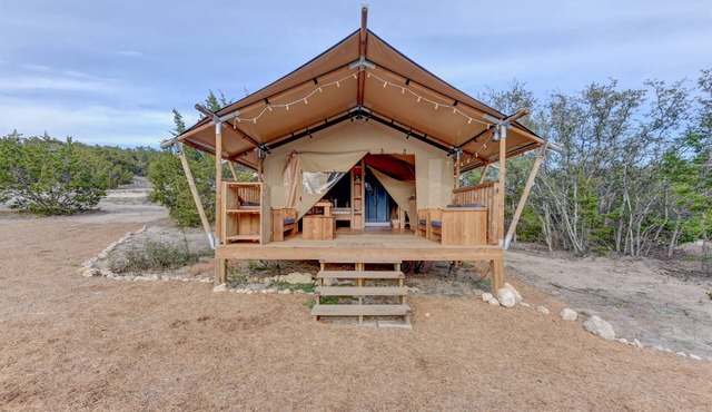 Comfy Glamping at 12 Fires