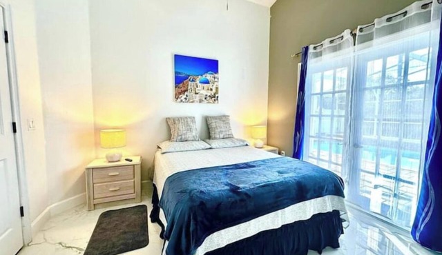 Comfy Home Near Theme Parks