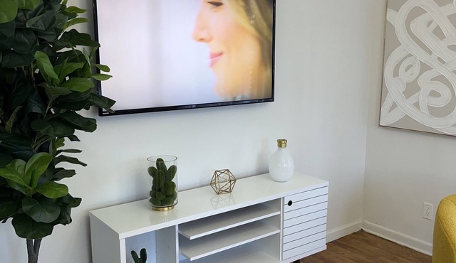 Comfy Home w/Wi-Fi & Kitchen