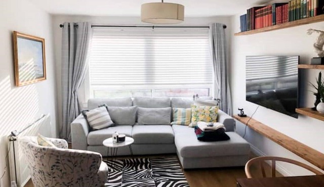 Comfy house in West Lothian - 10 min from the airport!