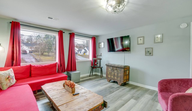 Comfy Kingsport Apartment - Walk to Brewery!