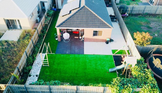 Comfy nest 4 bed room family house