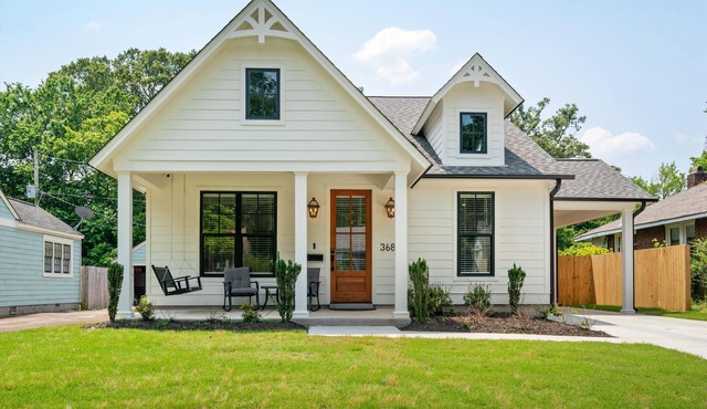 Comfy New Home Blocks from the University of Memphis!