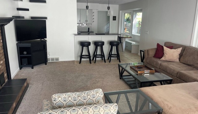 Comfy ranch home close to Downtown Grand Rapids