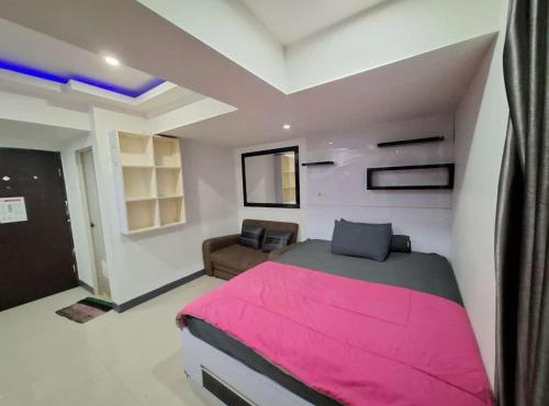 Comfy Rooms Jarrdin Apartment Cihampelas Bandung by Made