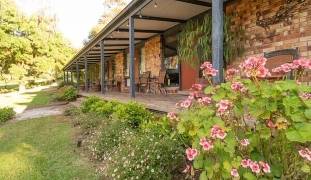 Comfy Studio 5 @ Blickinstal Barossa Valley