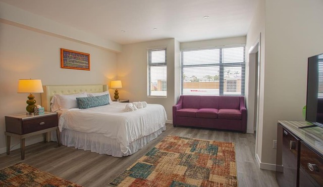 Comfy Studio with Cali King Size Mattress