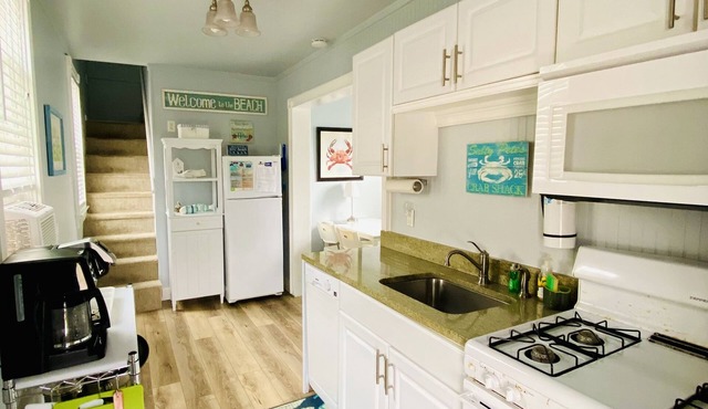 Comfy Summer Cottage