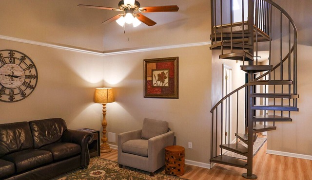 Comfy Townhouse near CASINOS, centrally located
