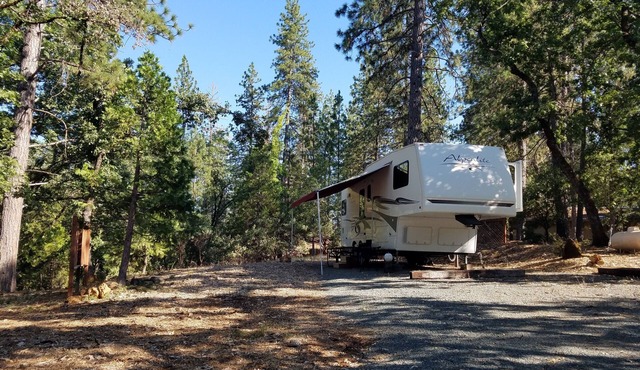 Comfy Trailer between Sacramento & Lake Tahoe