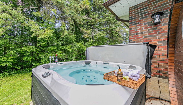 Comfy Waterfront Cottage - 10 min from Casino Rama