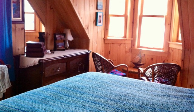 COMMANDER'S KEEP VACATION HOME - 4 1/2 ⭐️