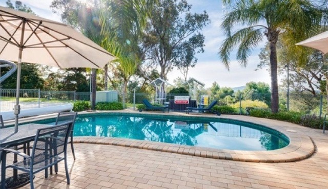 Commercial Golf Resort