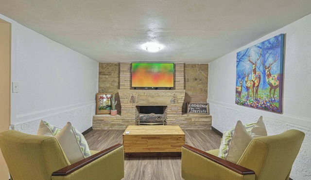 Communal Crashpad
