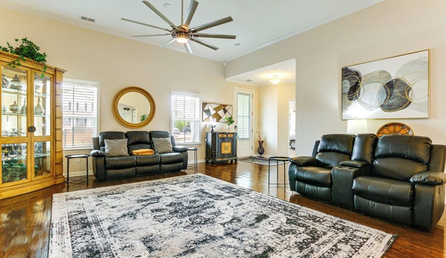 Community Pool! Family-Friendly Savannah Retreat