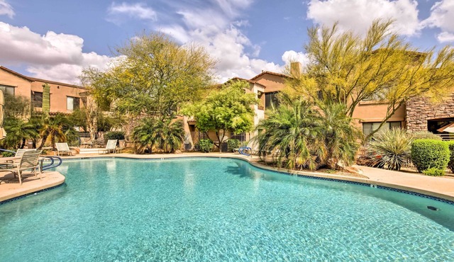 Community Pool, Golf & Tennis: Scottsdale Retreat