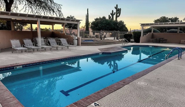 Community Pool & Spa | Yard | Office | 4 BR 3 BA