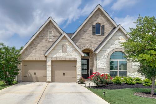 Commute to Austin! High-End Suburban Home w/Yard