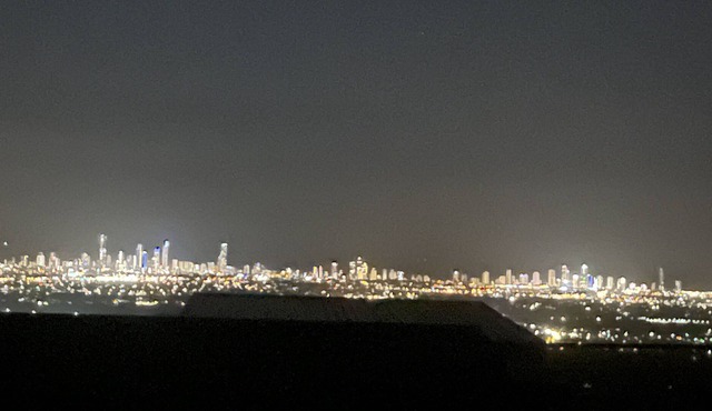 Como Guest Suite - Private Pool City skyline View