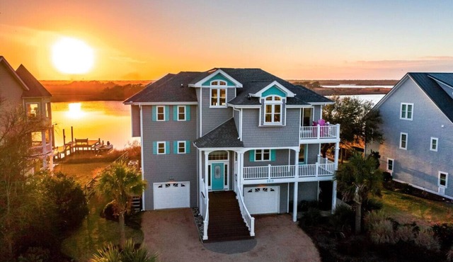 Compass Tres: Guiding You To Vacation Perfection!