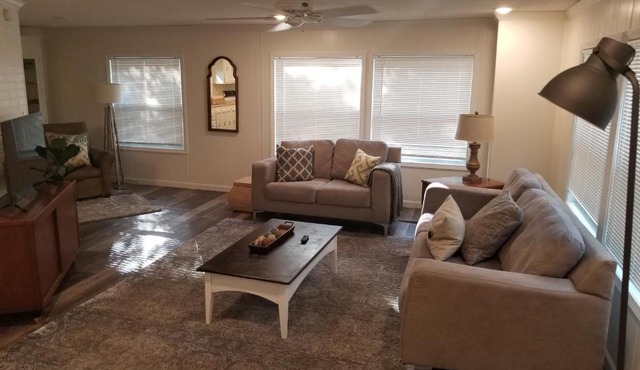 Complete BnB Presents Stylish Newly Renovated Whole Home TKS418