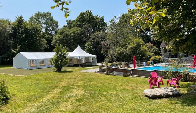 Complete Domaine Les Hiboux with Heated Pool and Reception Hall