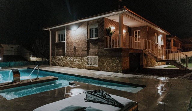 Complete house with pool in the heart of Rioja Alta
