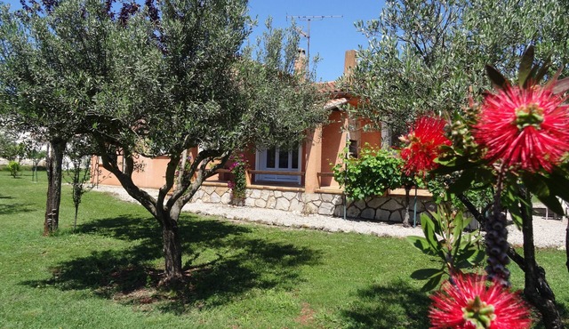 Complete villa for rent "Le mas de Pouverel