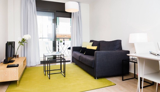 Completely new apartment with balcony in Barcelona