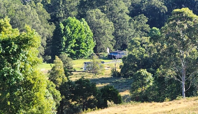Completely off grid new tiny home inrainforest and farming haven near Berry