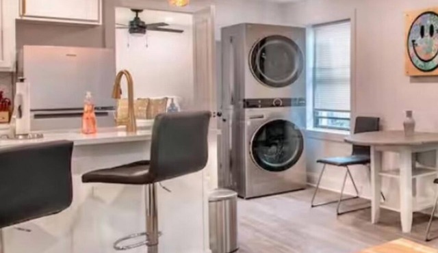Completely remodeled apartment in the heart of Kansas City