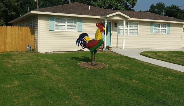 Completely remodeled 4 bedroom home 8 blocks from the PW Mercantile!