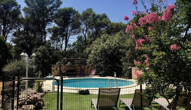 Completely renovated, air-conditioned sheepfold in the middle of the pines