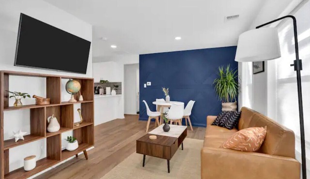 Completely Renovated Mid-Century Dream Bungalow