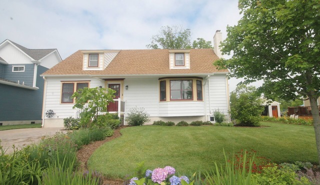 Completely renovated 4 bed/2 bath home close to the Cape May Tennis Courts, Kiwanis Park with pond and walking distance to downtown and the beach.