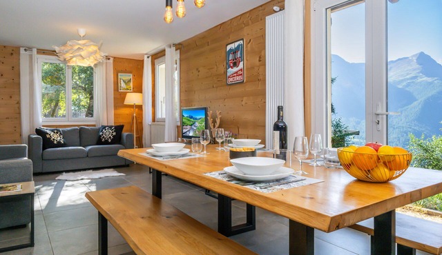 Completely renovated garden apartment in a chalet