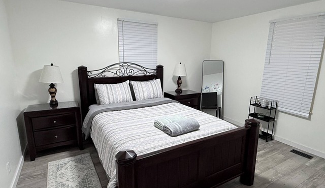 Completely renovated for you Mountain View Cottage