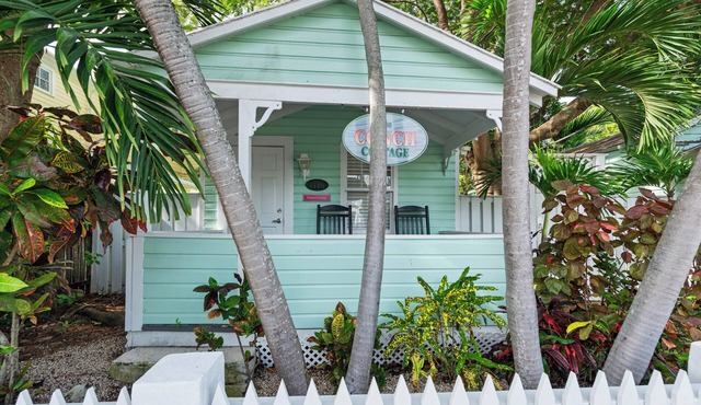 ~CONCH COTTAGES~ Enjoy your next island vacation with friends right here!