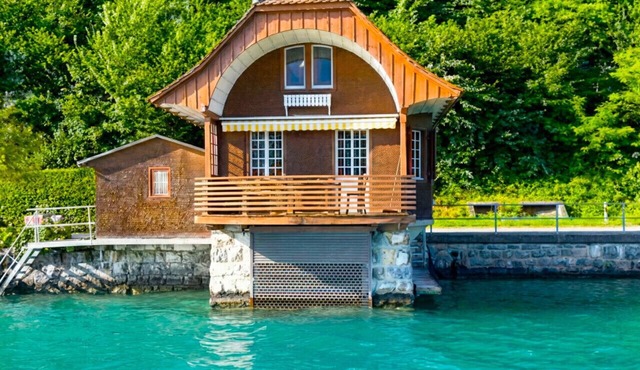 Concierge, Boat House Scenic Views by SwissHut
