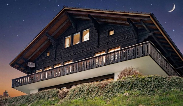 Concierge, Lake Thun/Alps Scenic Views by SwissHut