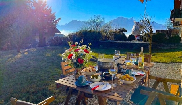 Concierge, Lake Thun/Alps Scenic Views by SwissHut