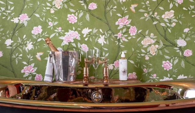 Conde Nast voted top Cotswold holiday let