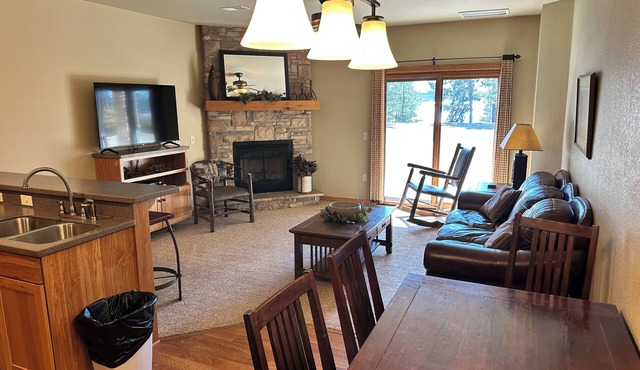 CONDO 107 by Eagle Waters Resort