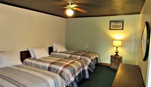 Condo #23 on Kentucky Lake - Lynnhurst Resort