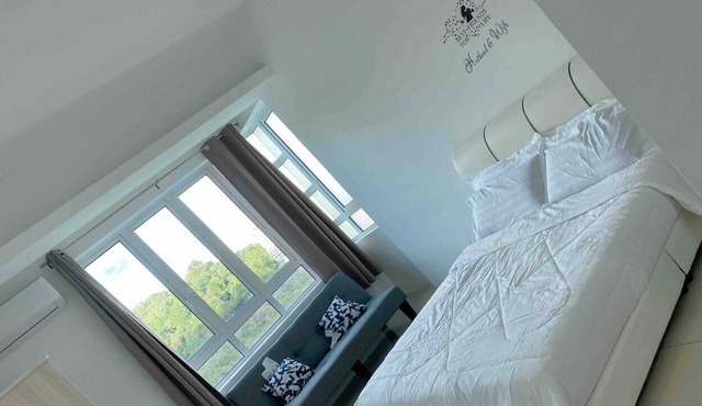 Condo 3 bedroom @ Georgetown Gelugor USM Queensbay