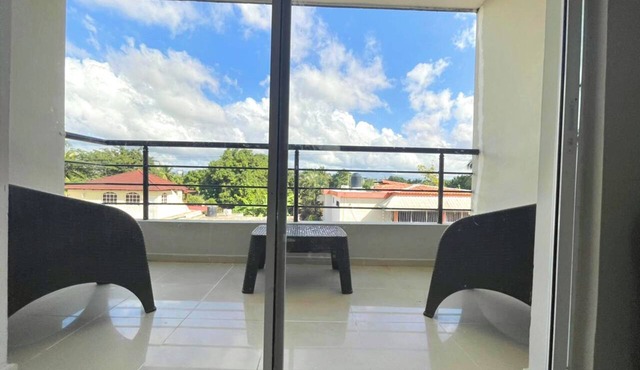 Condo 3 Bd Apt, Internet,2 Parqueo,lavadora,ac