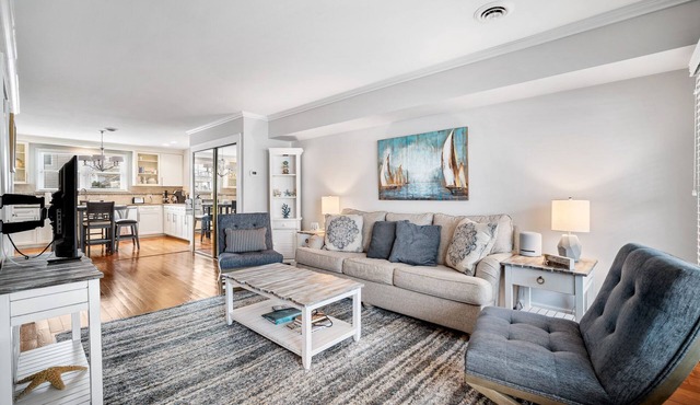 Condo across from beautiful beach with Pool!nTwo Floors!